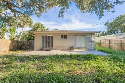 8081 28th Avenue N, Saint Petersburg, FL 33710 - Photo 27
