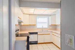 8081 28th Ave N, Saint Petersburg, FL 33710 - Photo 13