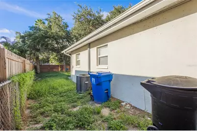 8081 28th Avenue N, Saint Petersburg, FL 33710 - Photo 25