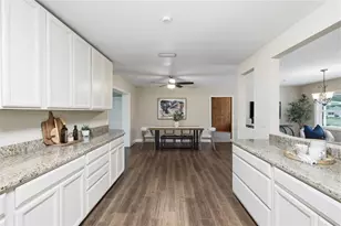 11714 N Rome Ave, Tampa, FL 33612 - Photo 23