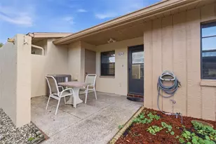 38243 Ironwood Pl, Zephyrhills, FL 33542 - Photo 3
