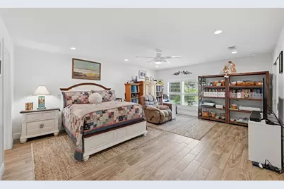 5219 S Puritan Avenue, Tampa, FL 33611 - Photo 19