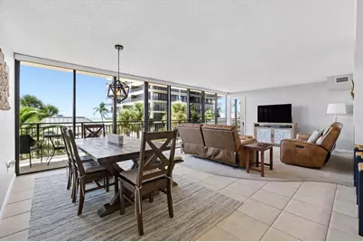 7600 Bayshore Drive #205, Treasure Island, FL 33706 - Photo 7