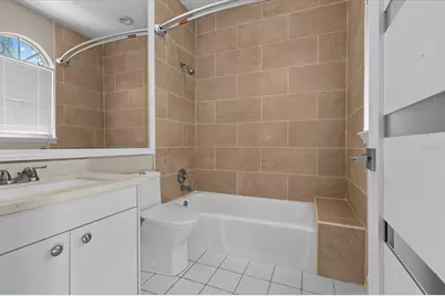 5914 La Rosa Lane, Apollo Beach, FL 33572 - Photo 47