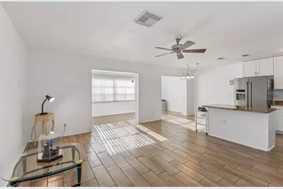 1907 Canterbury Lane #4, Sun City Center, FL 33573 - Photo 3