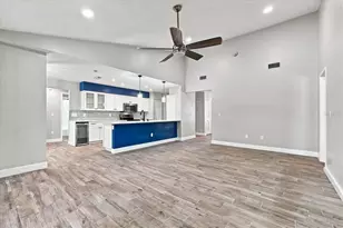 14626 Village Glen Cir, Tampa, FL 33618 - Photo 15
