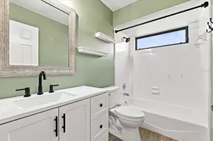 14626 Village Glen Cir, Tampa, FL 33618 - Photo 37