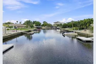 3915 Headsail Drive, New Port Richey, FL 34652 - Photo 57