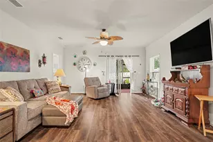 35265 Gendry St, Zephyrhills, FL 33541 - Photo 7