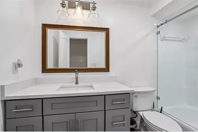6714 Gateway Drive, Tampa, FL 33615 - Photo 21