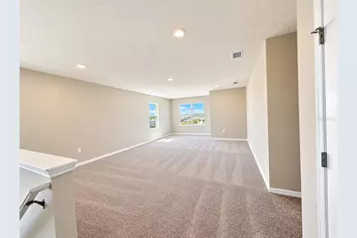 10669 Bridgegate Heights Loop, San Antonio, FL 33576 - Photo 5