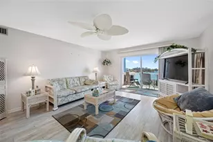 285 107th Ave, Treasure Island, FL 33706 - Photo 5