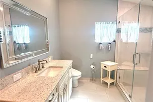 1521 Foxcroft Dr W, Palm Harbor, FL 34683 - Photo 15
