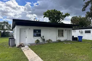 915 E 122nd Ave, Tampa, FL 33612 - Photo 1