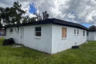 923 E 122nd Ave, Tampa, FL 33612 - Photo 7