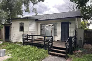 923 E 122nd Ave, Tampa, FL 33612 - Photo 21