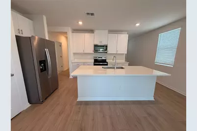 1475 Brekey Way, Zephyrhills, FL 33542 - Photo 3