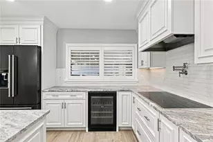214 S Treasure Dr, Tampa, FL 33609 - Photo 17