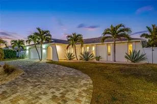 17161 2nd St E, North Redington Beach, FL 33708 - Photo 1