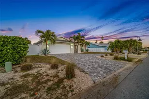 17161 2nd St E, North Redington Beach, FL 33708 - Photo 45