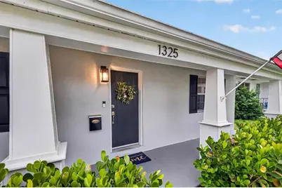 1325 21st Avenue N, Saint Petersburg, FL 33704 - Photo 3