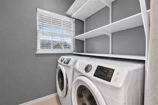 1325 21st Ave N, Saint Petersburg, FL 33704 - Photo 23