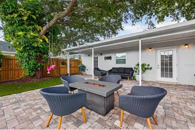 1325 21st Avenue N, Saint Petersburg, FL 33704 - Photo 31