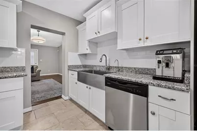 1325 21st Avenue N, Saint Petersburg, FL 33704 - Photo 11