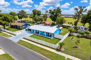 39352 Lincoln Ave, Zephyrhills, FL 33542 - Photo 3