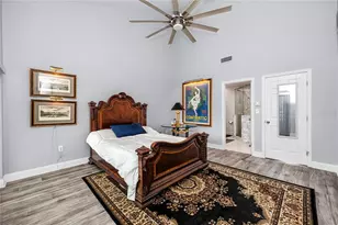 126 1st St E, Tierra Verde, FL 33715 - Photo 29