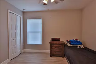 1013 13th St E, Bradenton, FL 34208 - Photo 9