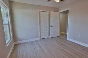 1013 13th St E, Bradenton, FL 34208 - Photo 11
