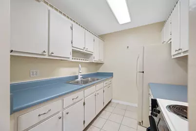 8075 112 Street #104, Seminole, FL 33772 - Photo 13