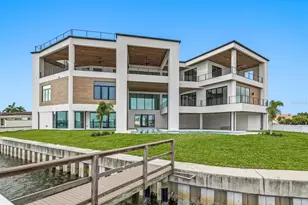 6503 Debbie Ln S, Saint Petersburg, FL 33707 - Photo 77