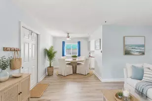 205 Kings Blvd, Sun City Center, FL 33573 - Photo 13