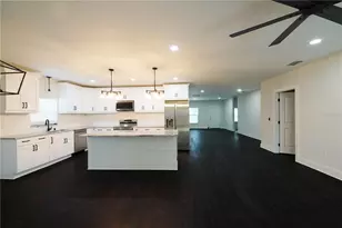 3218 Delray Dr, Tampa, FL 33619 - Photo 3