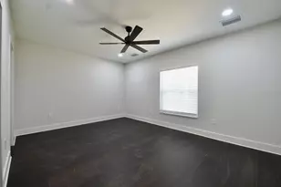3218 Delray Dr, Tampa, FL 33619 - Photo 13