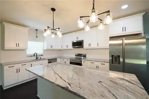 3218 Delray Dr, Tampa, FL 33619 - Photo 11