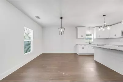 3218 Delray Drive, Tampa, FL 33619 - Photo 9