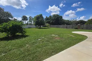 11219 Fiddlewood Dr, Riverview, FL 33569 - Photo 39