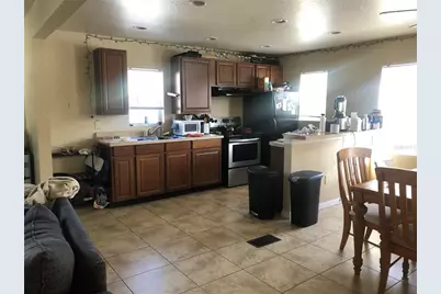 717 Dartmoor Street N, Saint Petersburg, FL 33701 - Photo 11