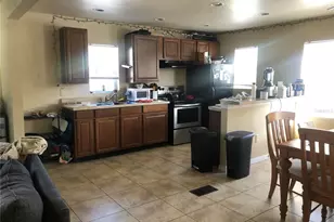 717 Dartmoor St N, Saint Petersburg, FL 33701 - Photo 11