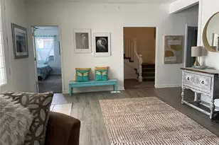 717 Dartmoor St N, Saint Petersburg, FL 33701 - Photo 5