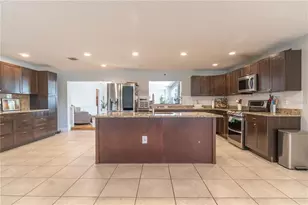 12705 Park Blvd, Seminole, FL 33776 - Photo 5