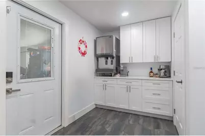 12705 Park Boulevard, Seminole, FL 33776 - Photo 23