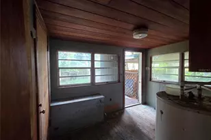 113 W Strickland St, Plant City, FL 33563 - Photo 25