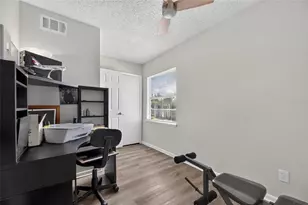7321 Jackson Springs Rd, Tampa, FL 33634 - Photo 25