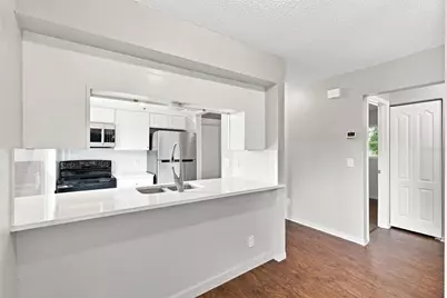5000 74th Street N, Saint Petersburg, FL 33709 - Photo 11