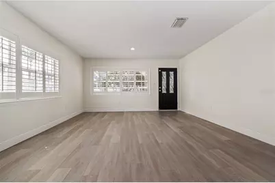 5009 W Neptune Way, Tampa, FL 33609 - Photo 3