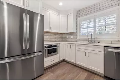5009 W Neptune Way, Tampa, FL 33609 - Photo 7